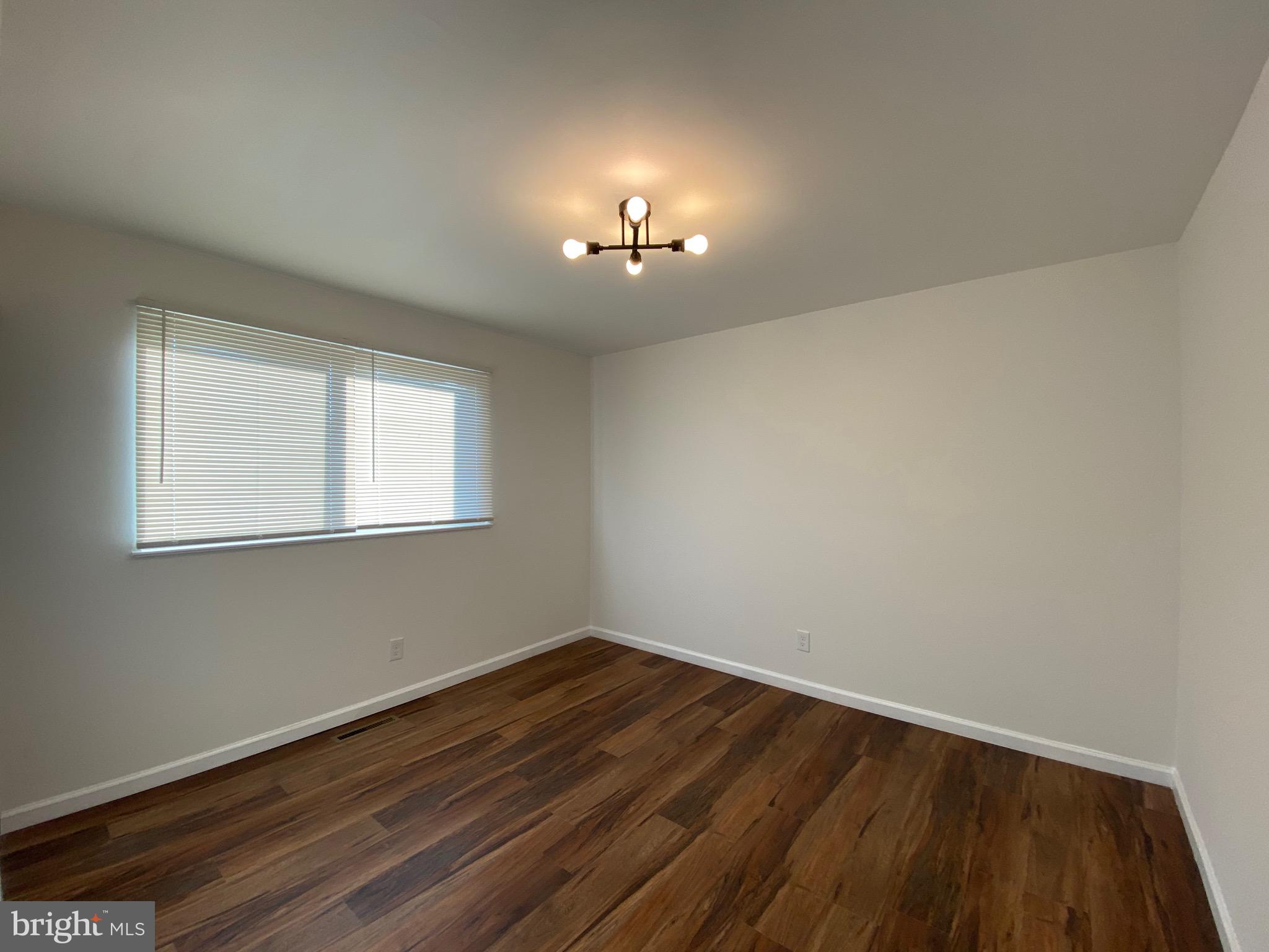 SPRINGBROOK - Residential