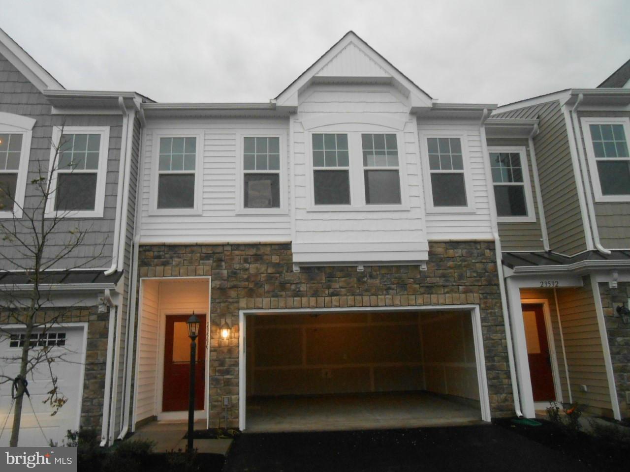 BRAMBLETON LANDBAY 3 - Residential Lease