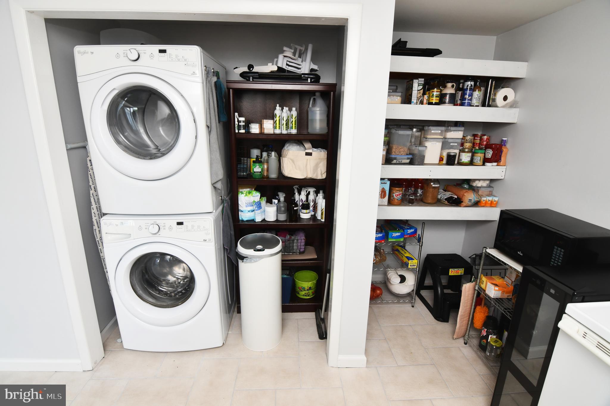 COUNTRY PARK - Residential