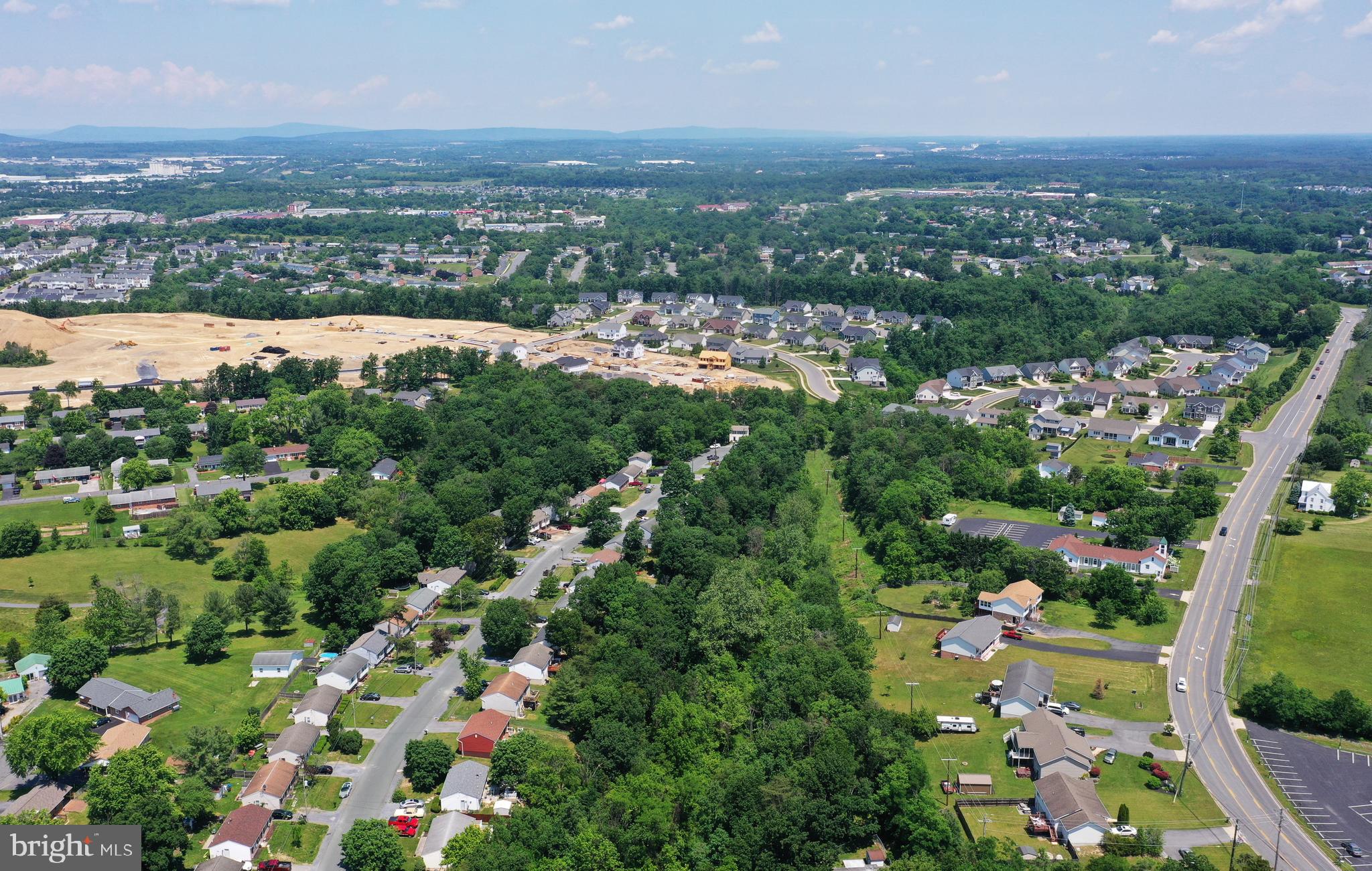 COUNTRY PARK - Residential