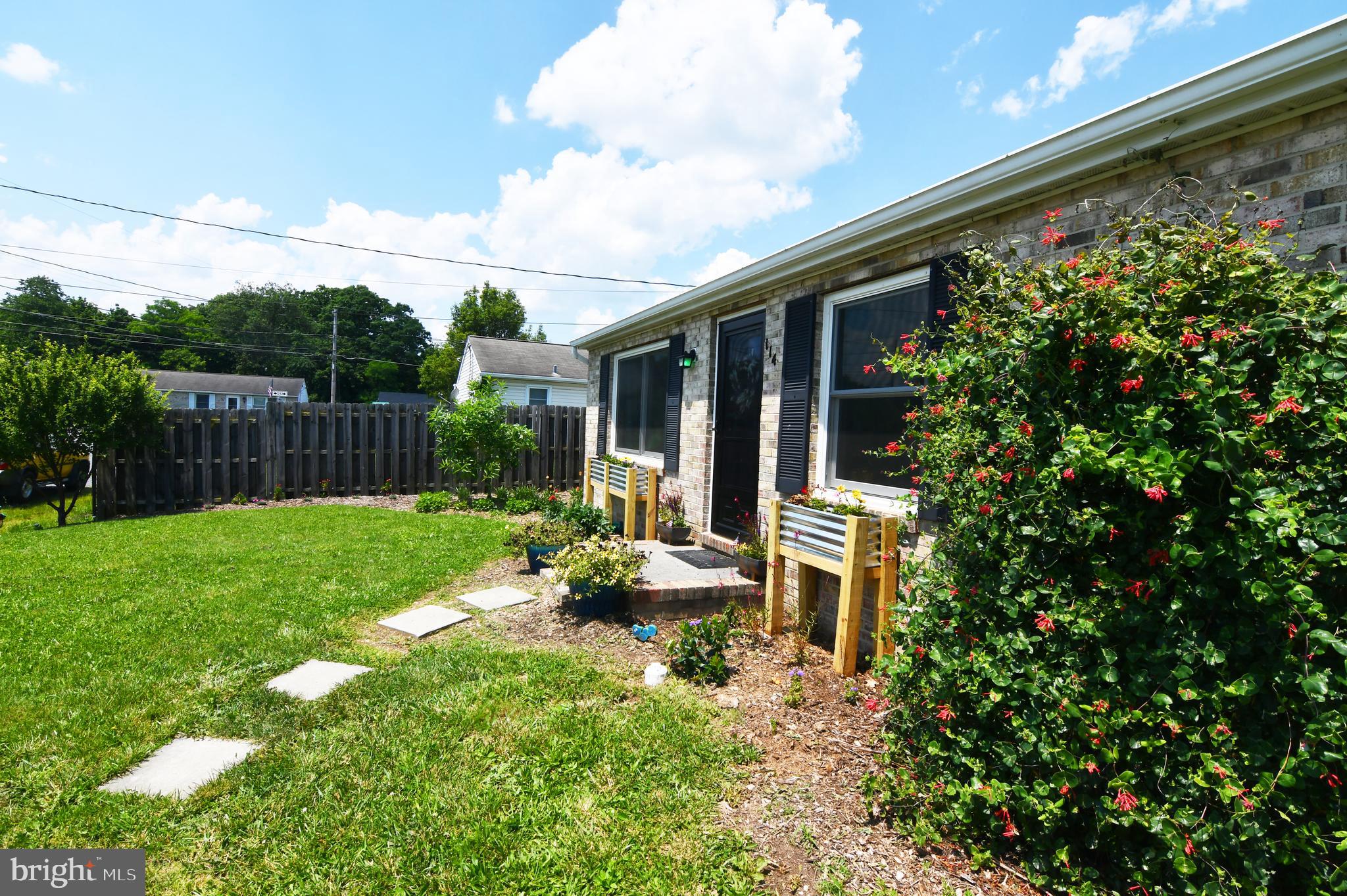 COUNTRY PARK - Residential