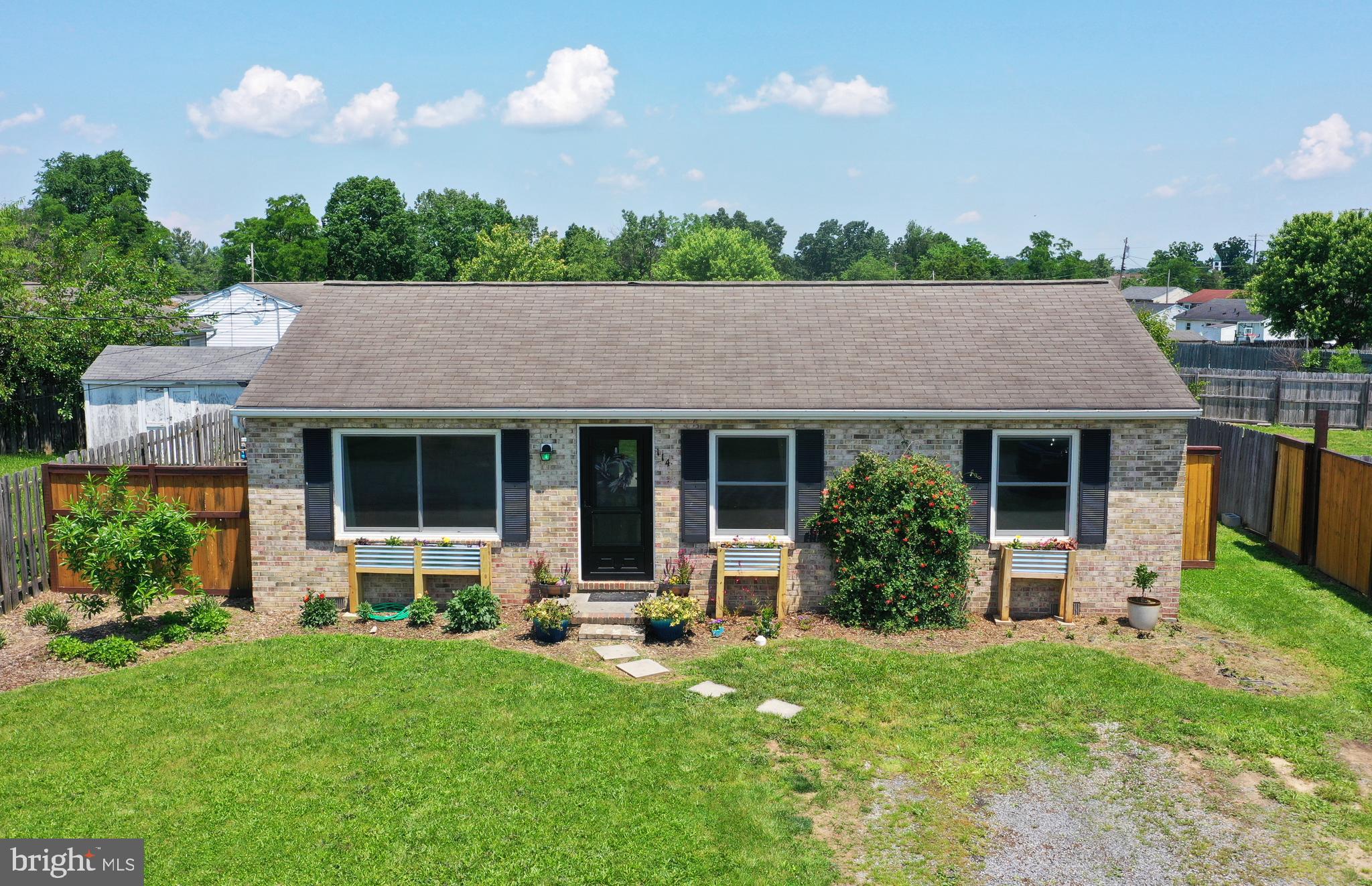 COUNTRY PARK - Residential