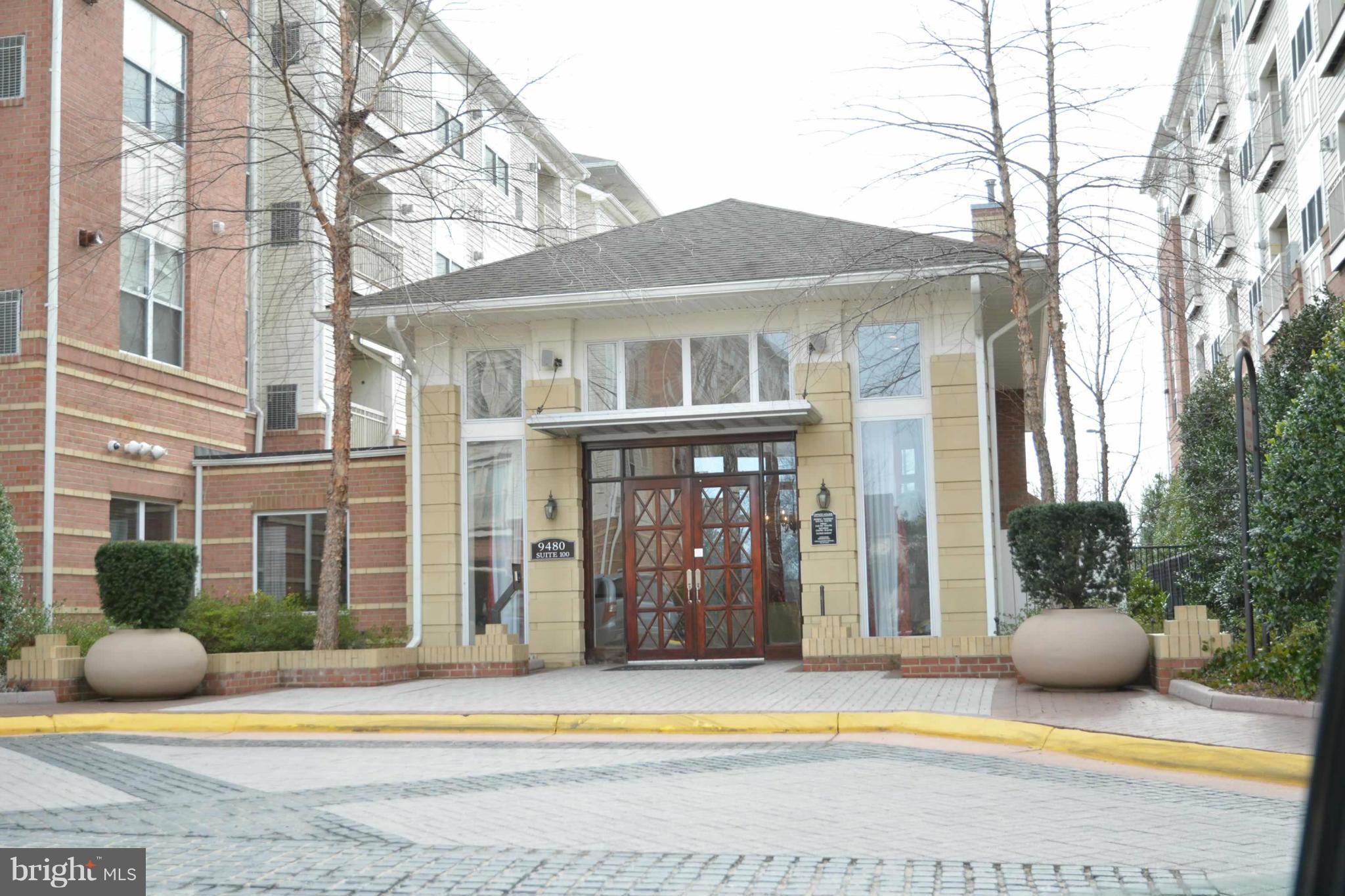 MARQUIS AT VIENNA STATION - Residential