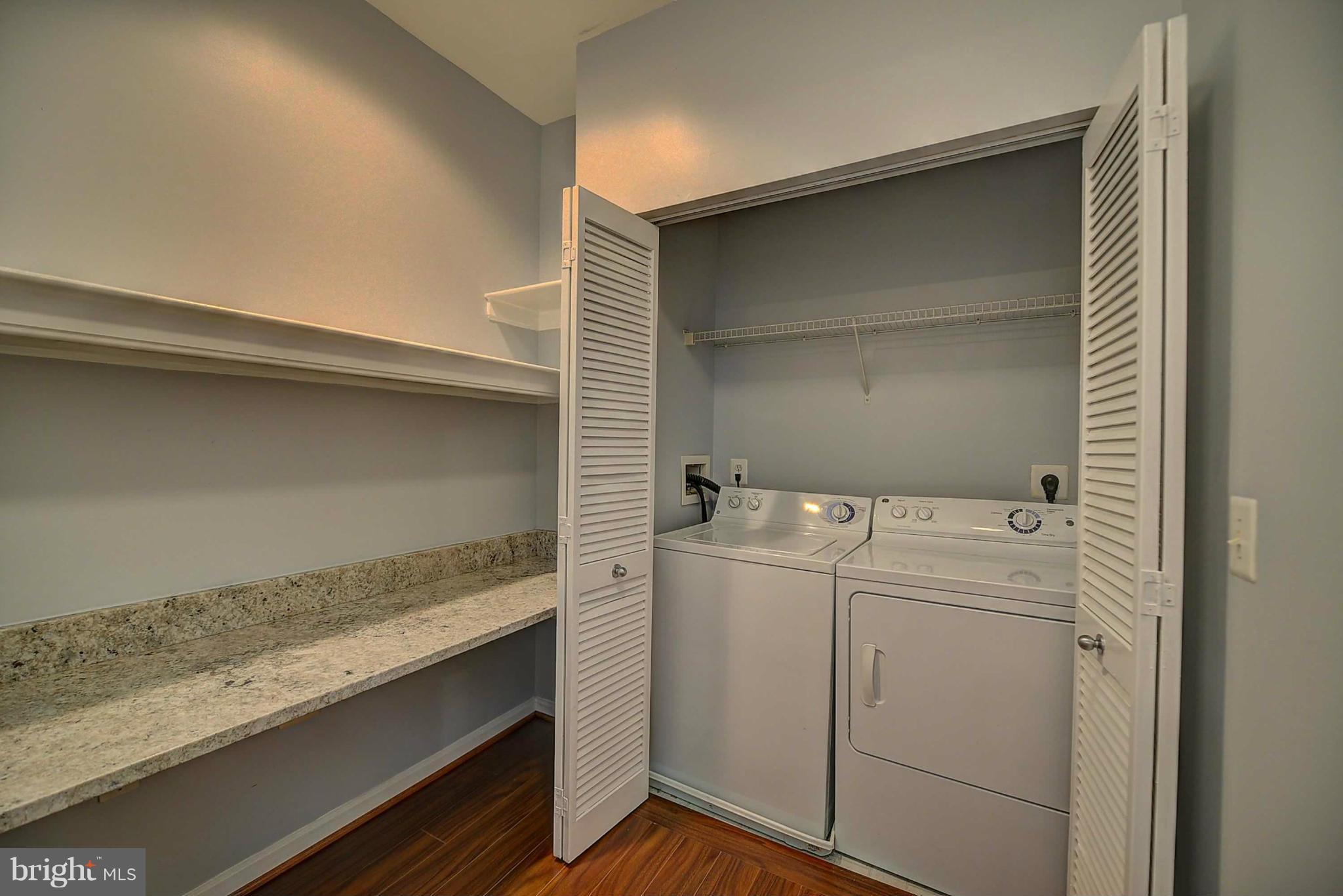 MARQUIS AT VIENNA STATION - Residential