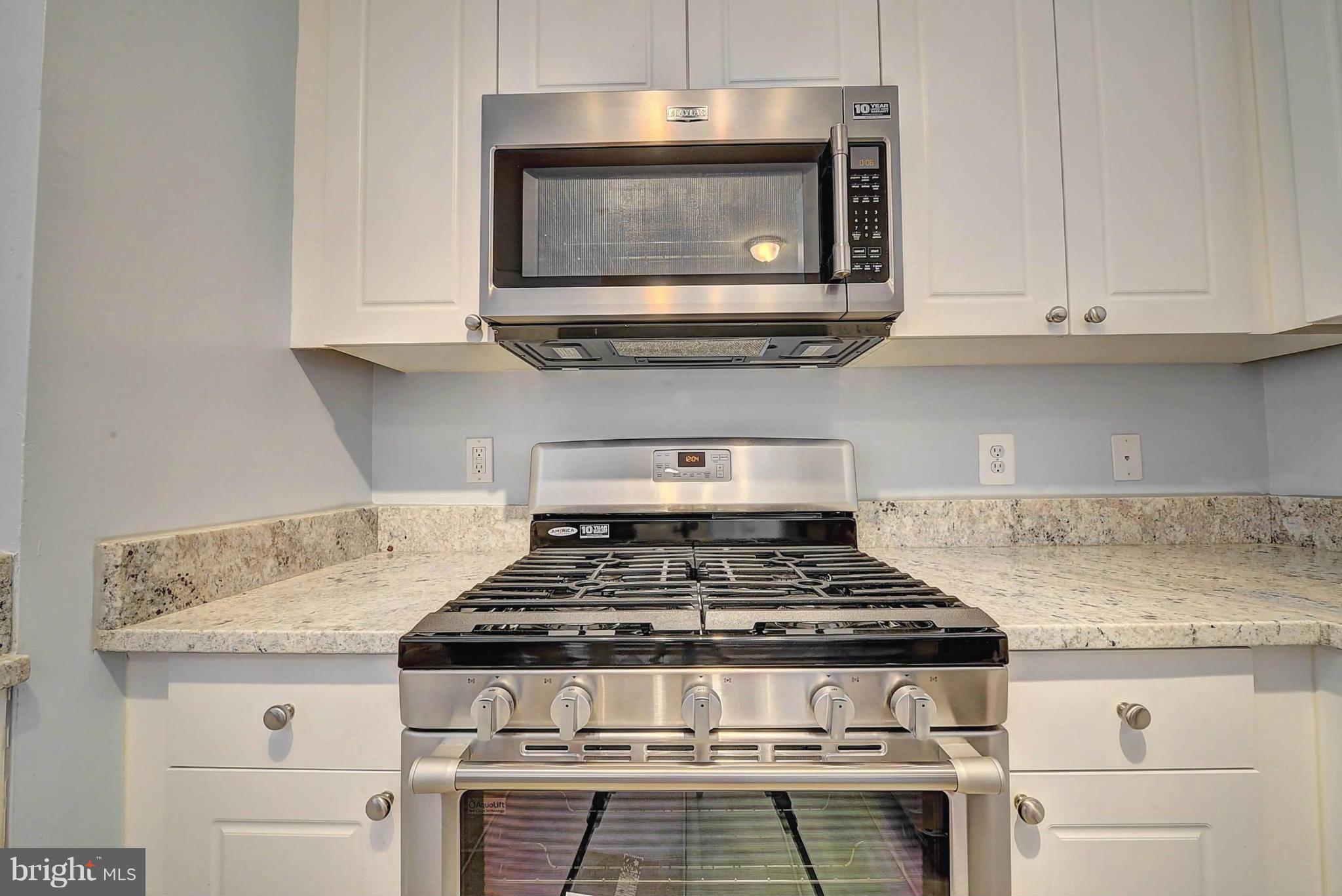 MARQUIS AT VIENNA STATION - Residential