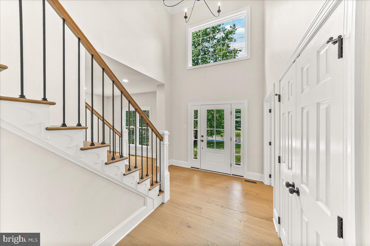 804 WAVERLY ROAD