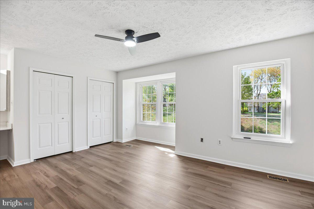 HAMPSHIRE - Residential