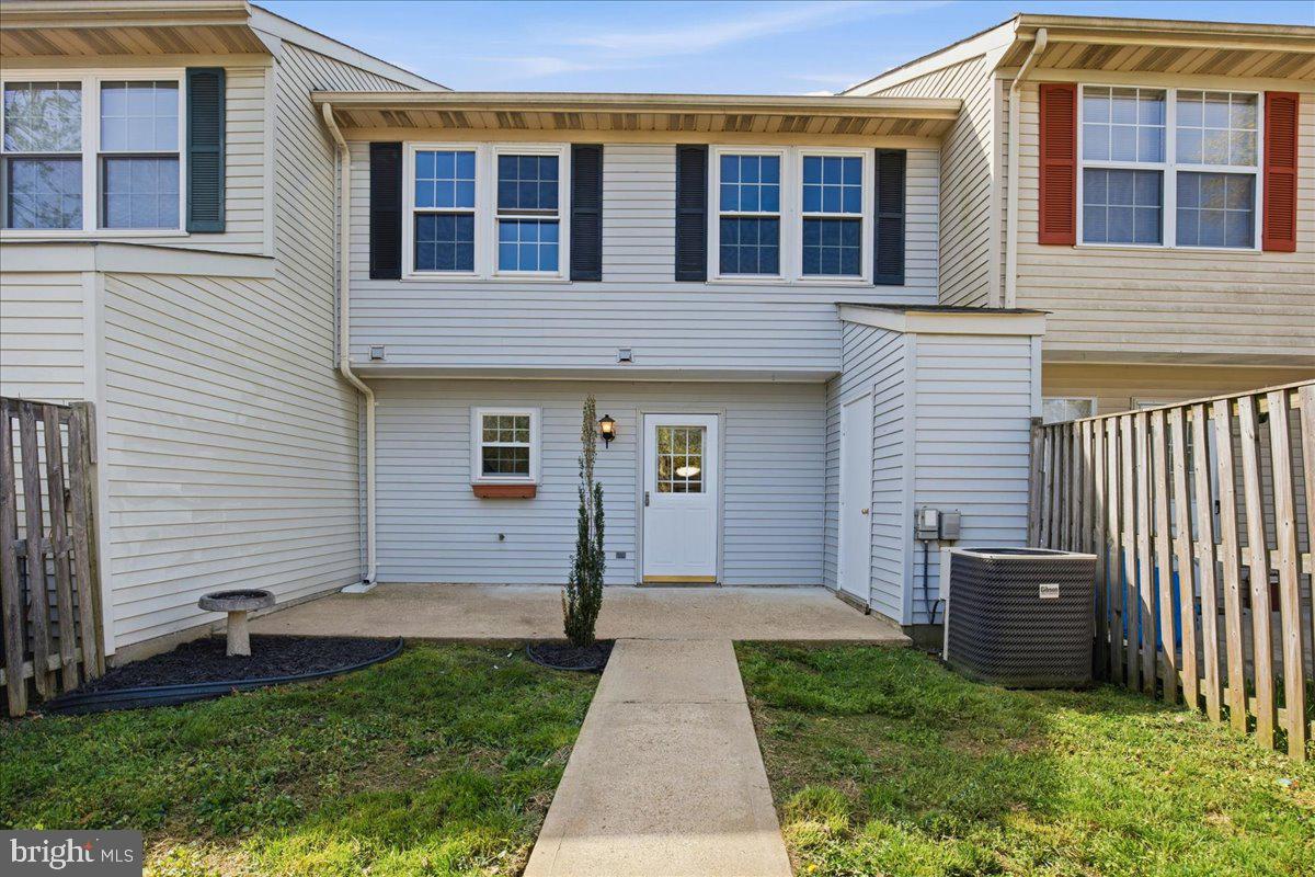 HAMPSHIRE - Residential