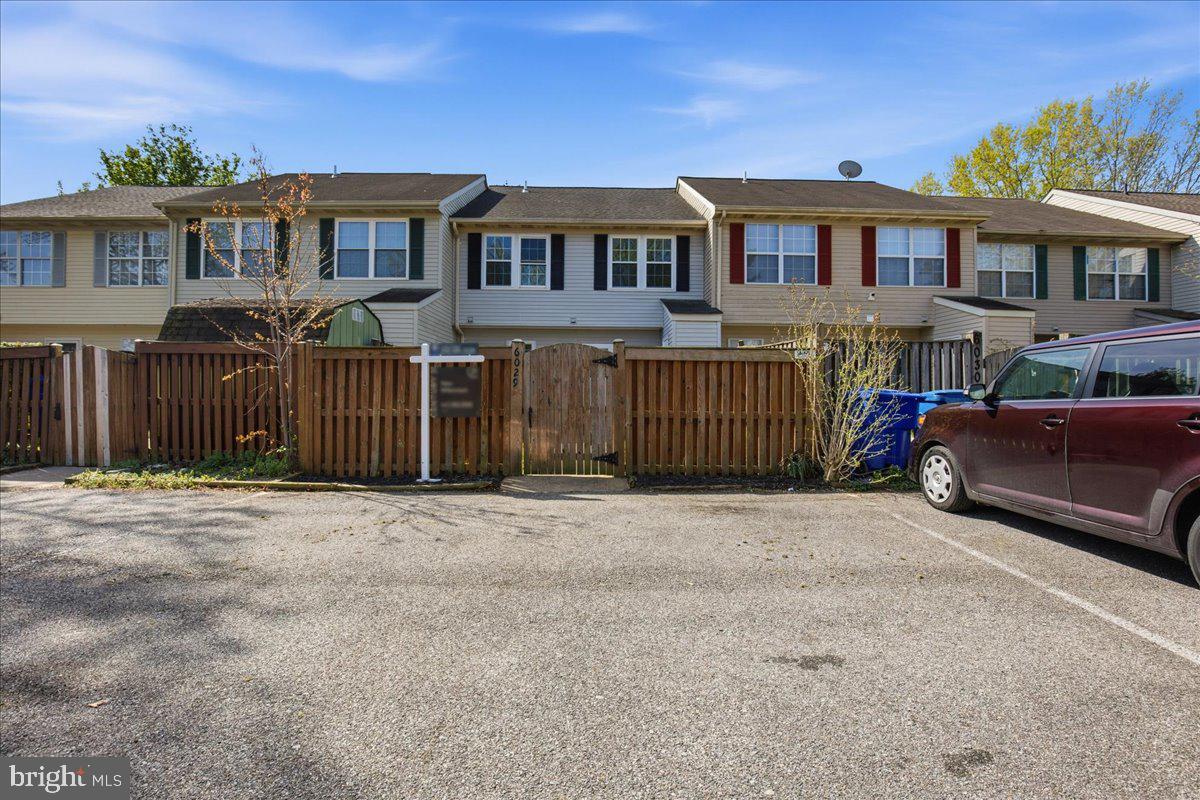 HAMPSHIRE - Residential