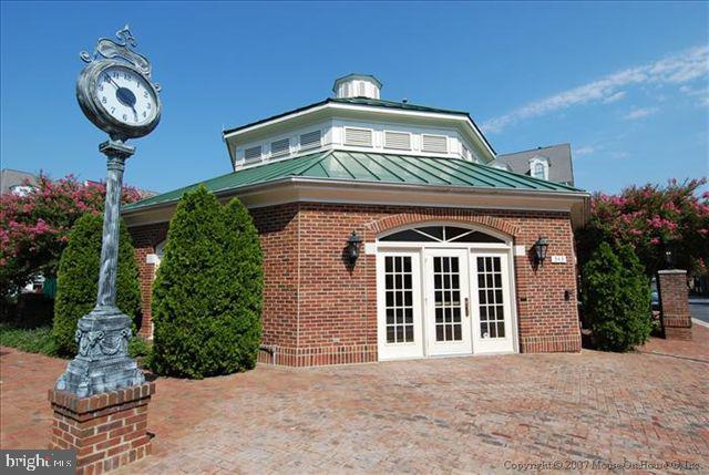 OLD TOWN VILLAGE - Residential