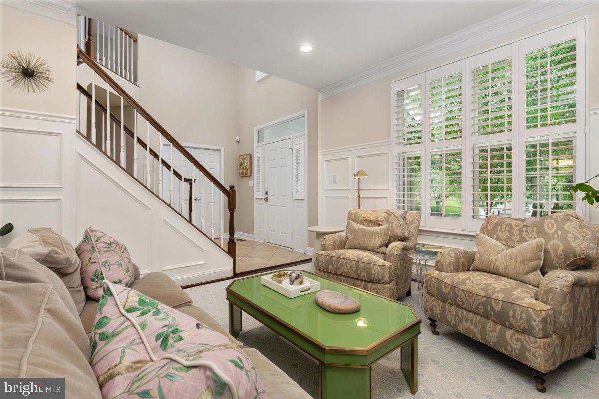 821 SANTMYER DRIVE SE