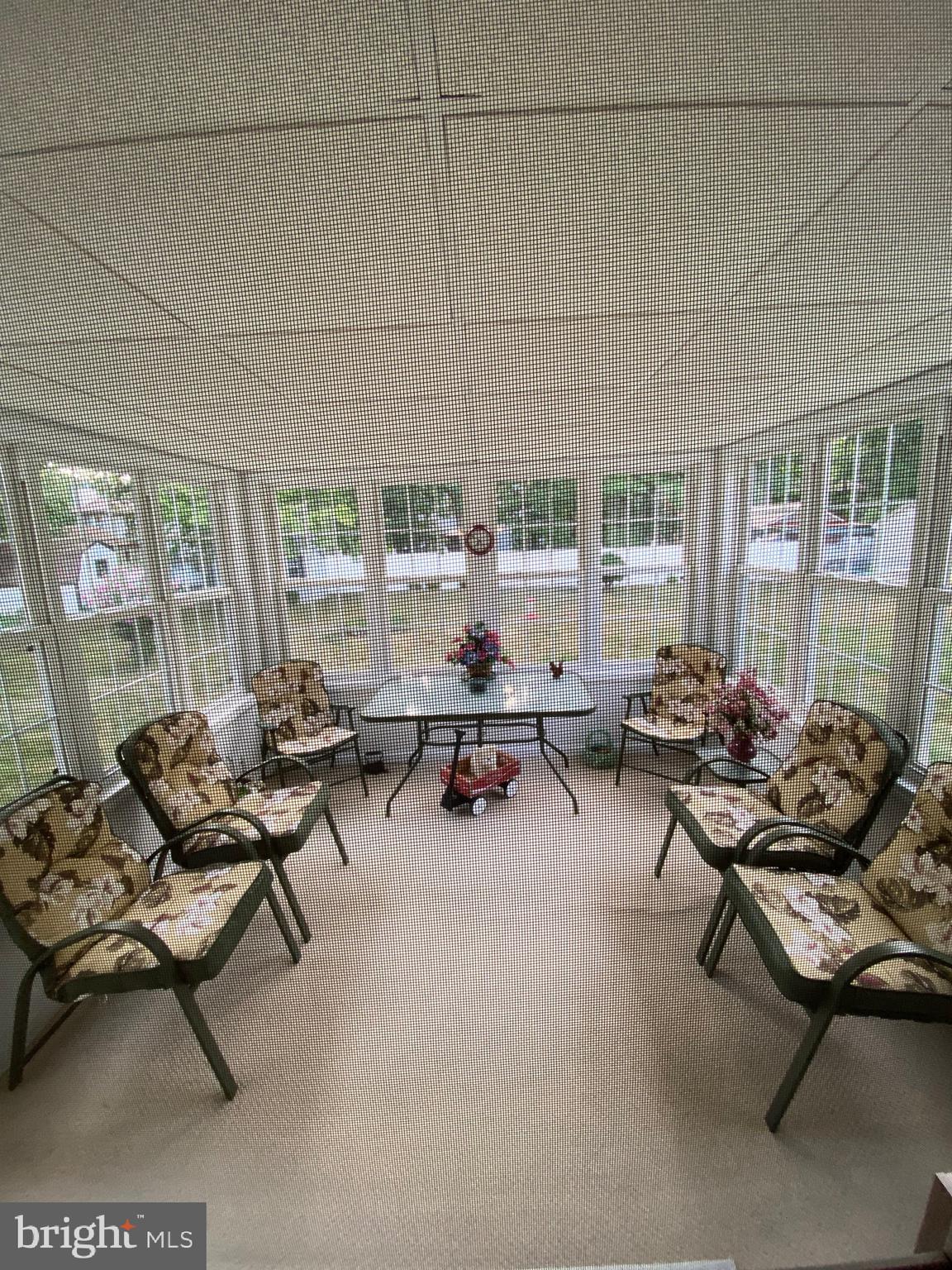 87 FALLING ROCK DRIVE