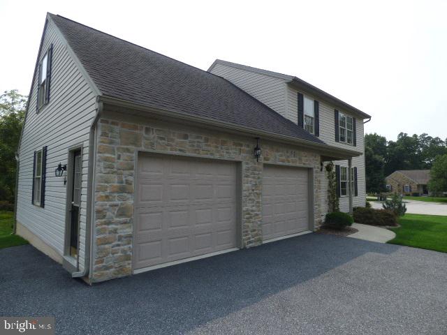 DEW DROP MEADOWS - Residential