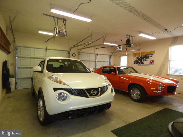 DEW DROP MEADOWS - Residential