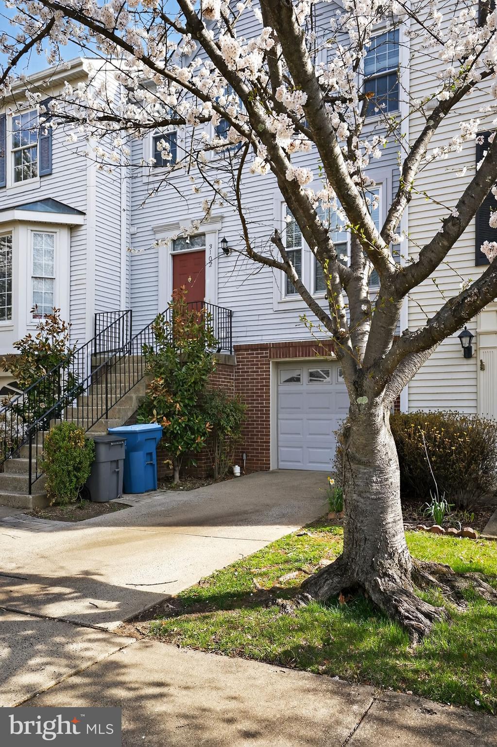 3102 SUTHERLAND HILL COURT