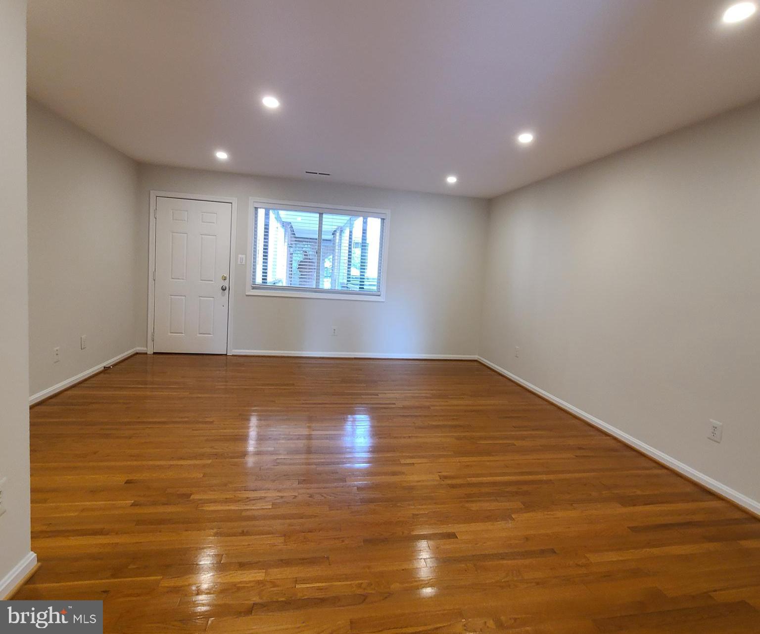1107 N TAYLOR STREET B