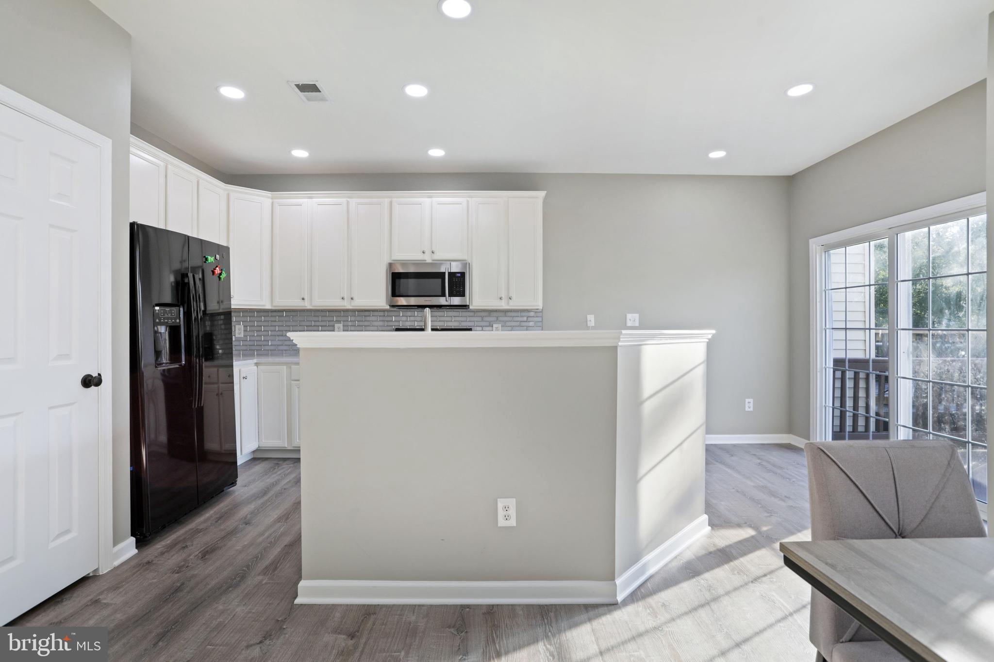 SOUTH RIDING - Residential