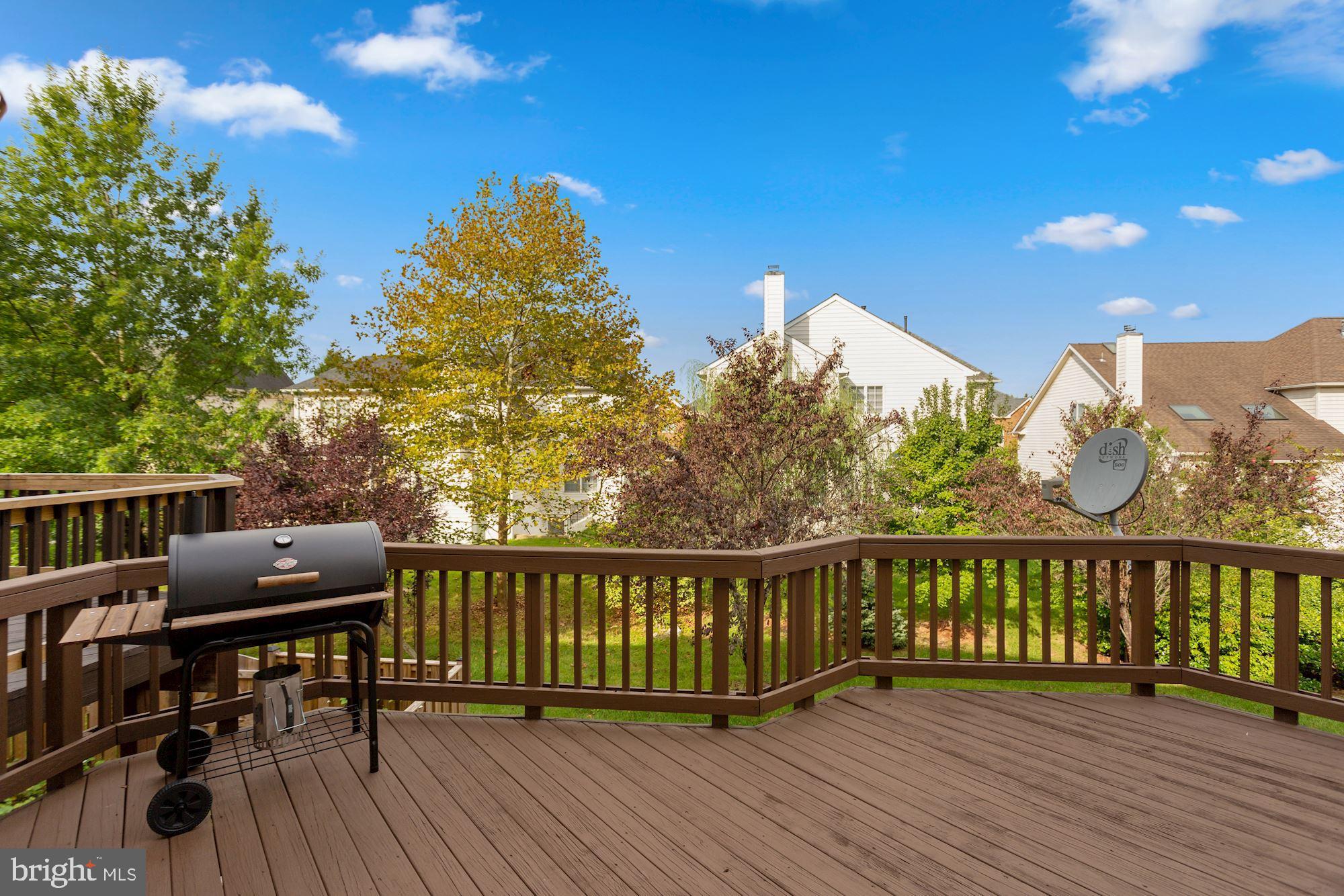 SOUTH RIDING - Residential