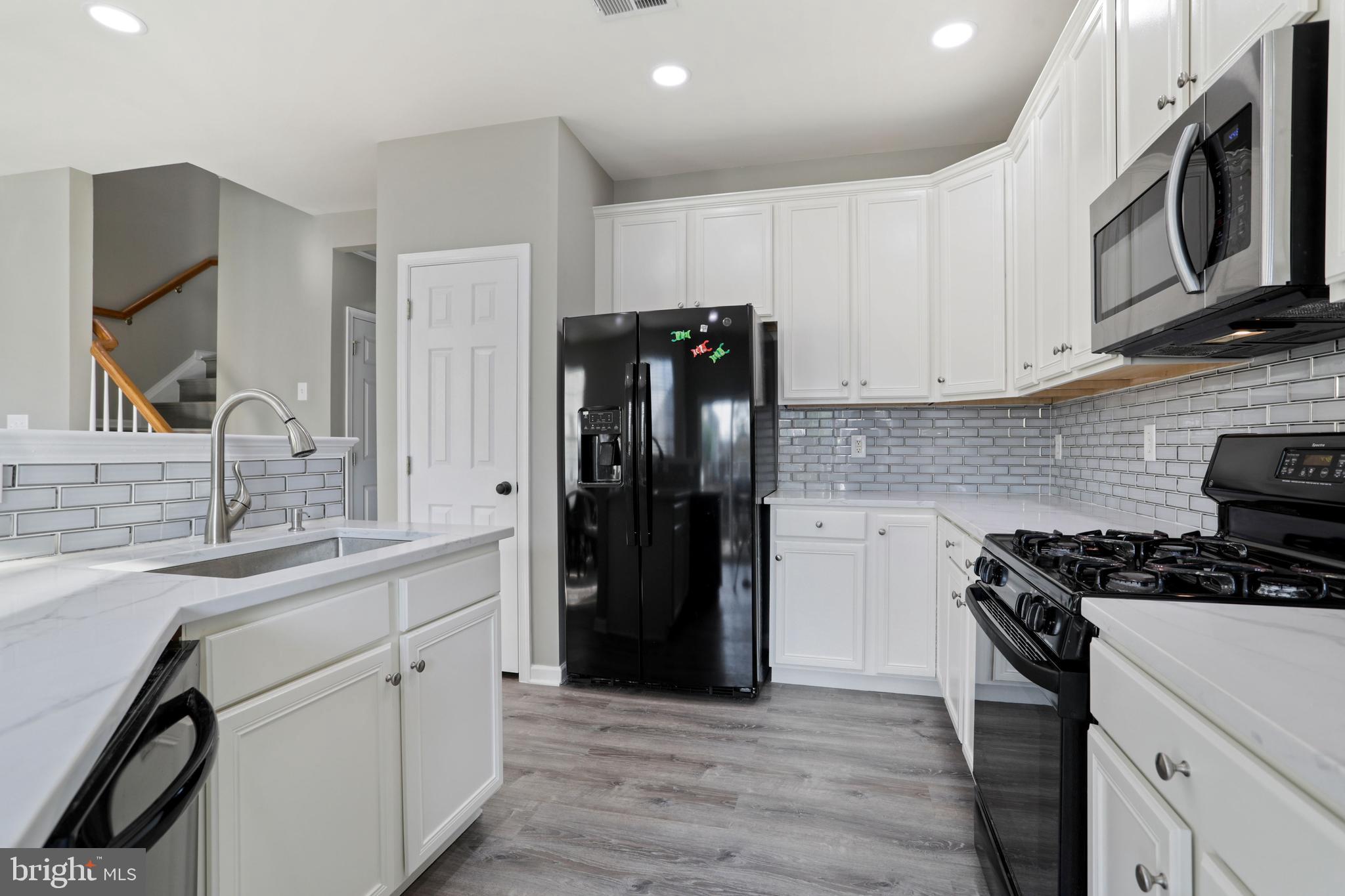 SOUTH RIDING - Residential