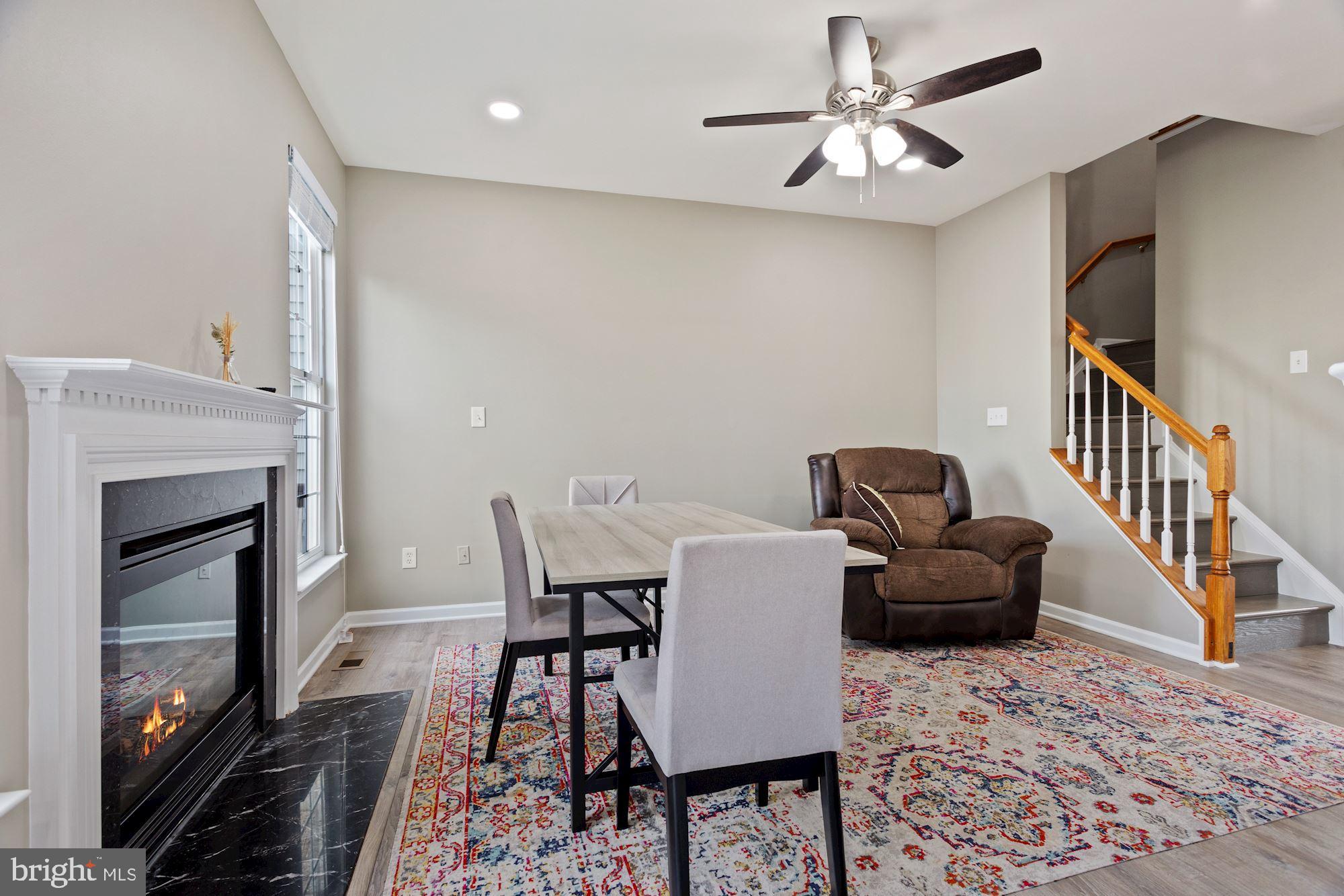 SOUTH RIDING - Residential