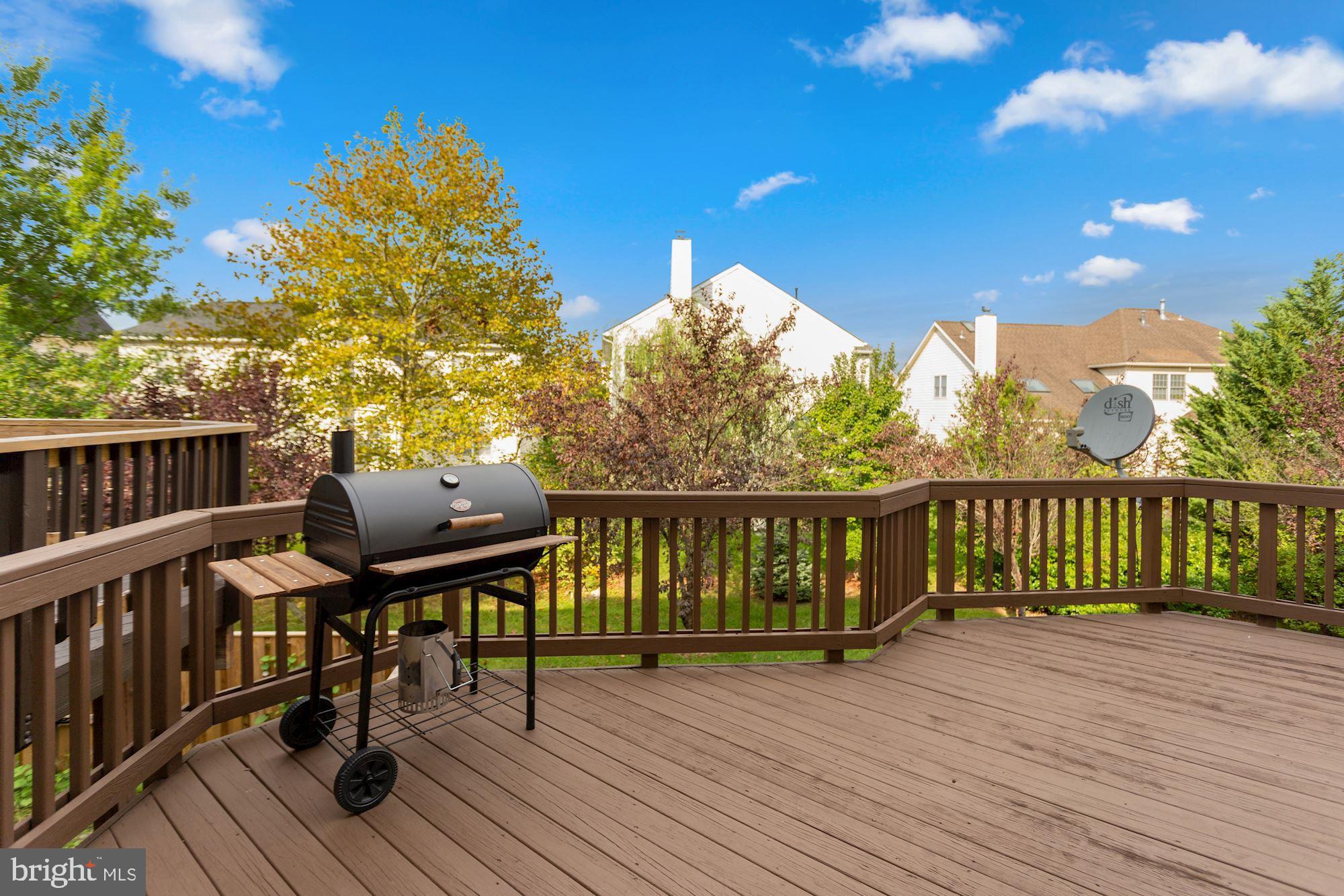 SOUTH RIDING - Residential