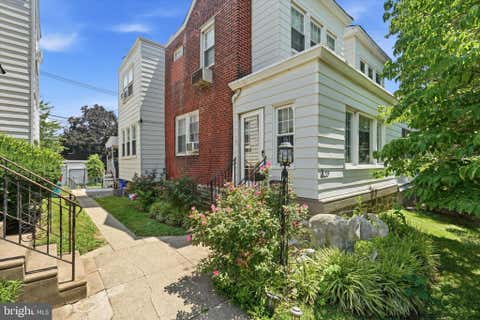 Townhouse For Sale - 955 Allengrove Street<br/> PHILADELPHIA, PA 19124