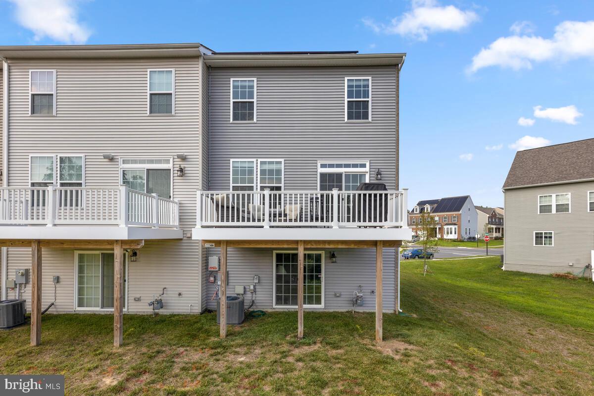 PARKSIDE AT WESTPHALIA - Residential