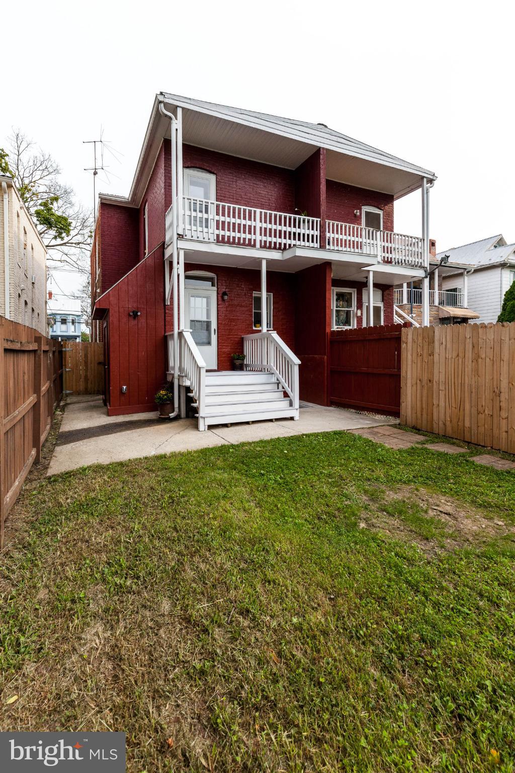 DOWNTOWN FREDERICK - Residential Lease