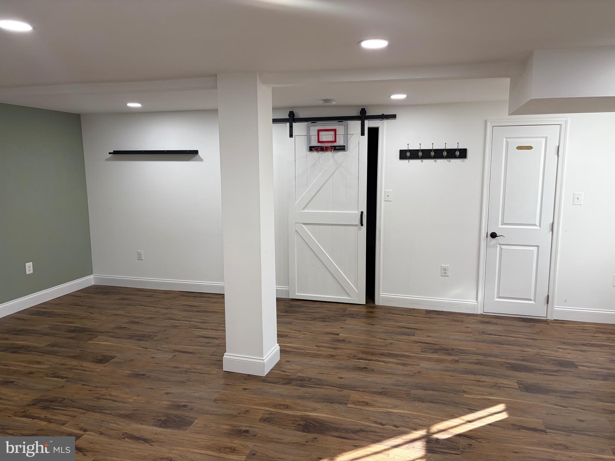 MULBERRY HILL - Residential Lease