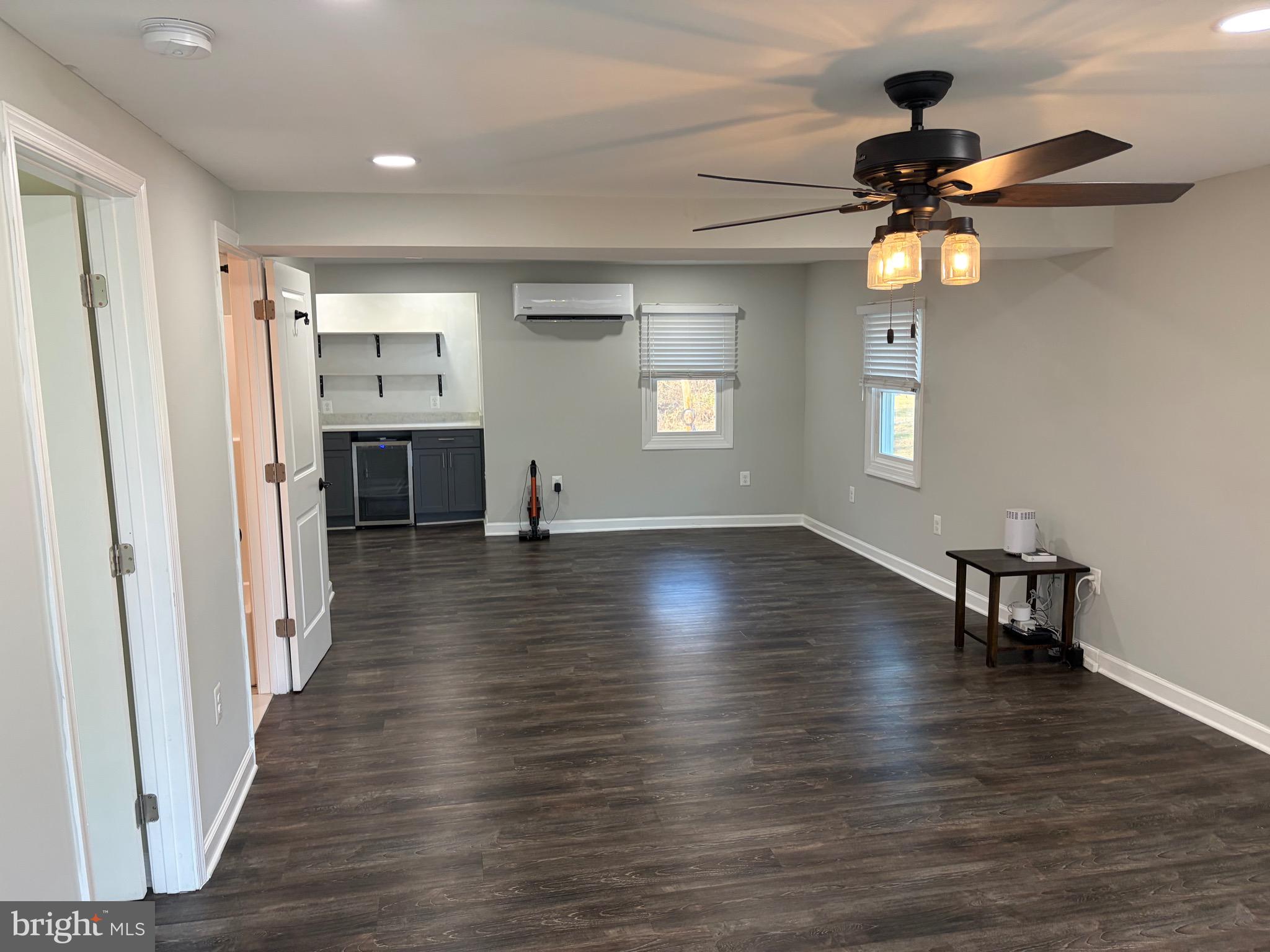 MULBERRY HILL - Residential Lease