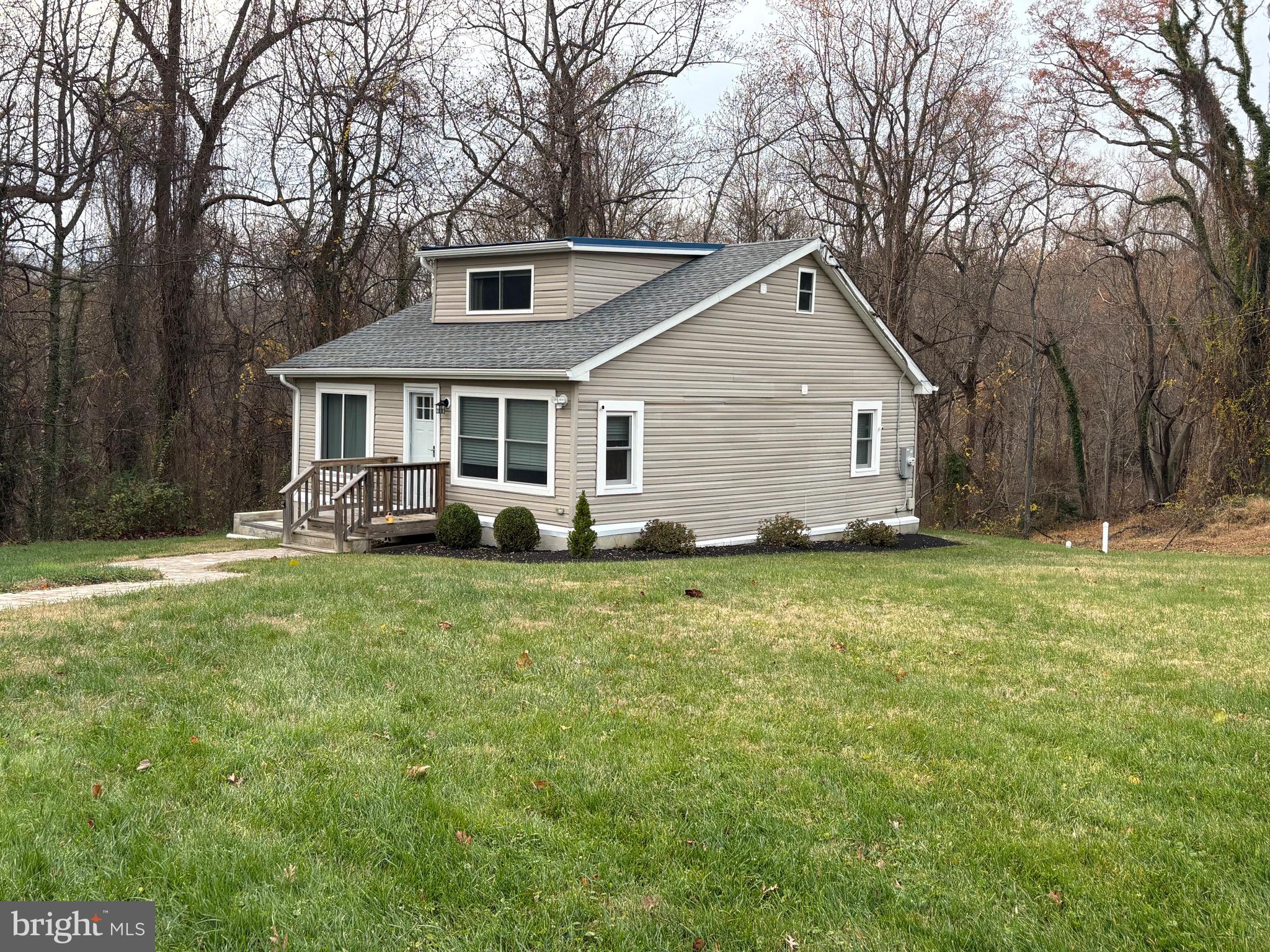 MULBERRY HILL - Residential Lease