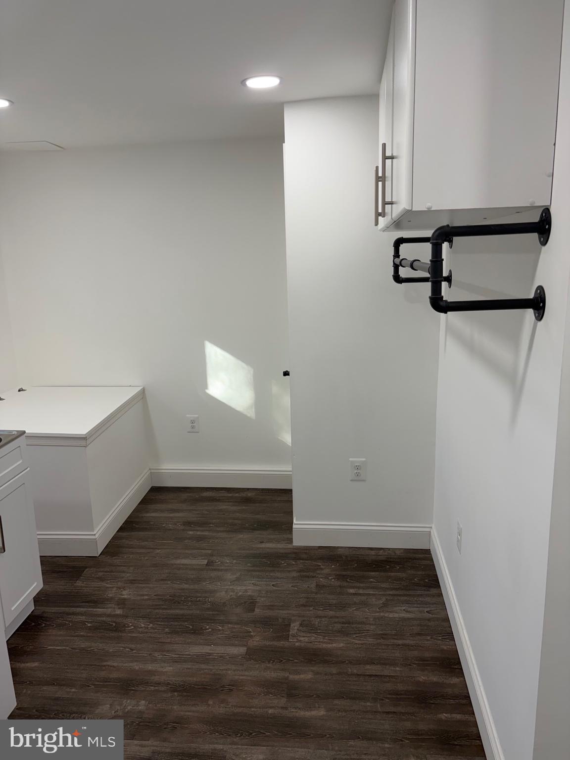 MULBERRY HILL - Residential Lease