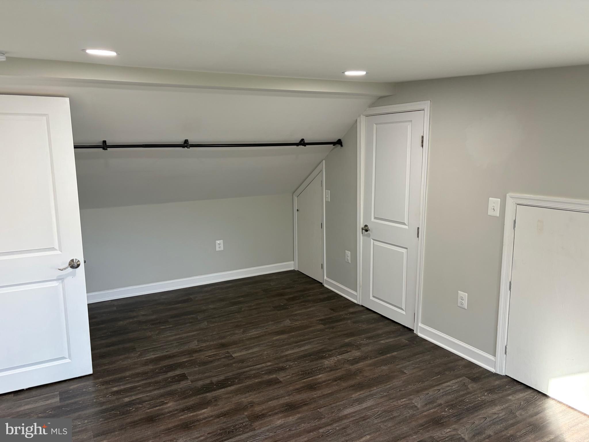 MULBERRY HILL - Residential Lease