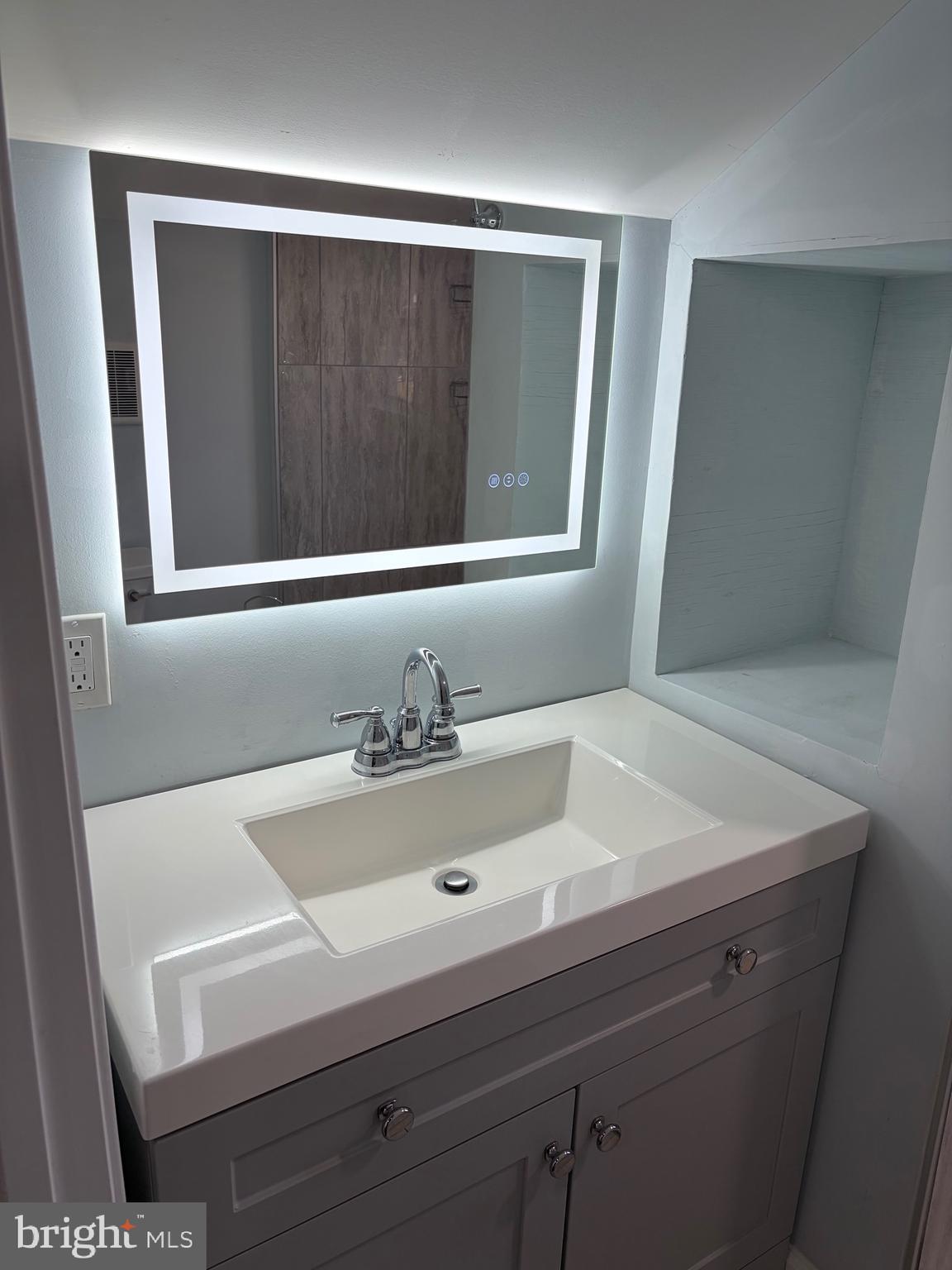 MULBERRY HILL - Residential Lease