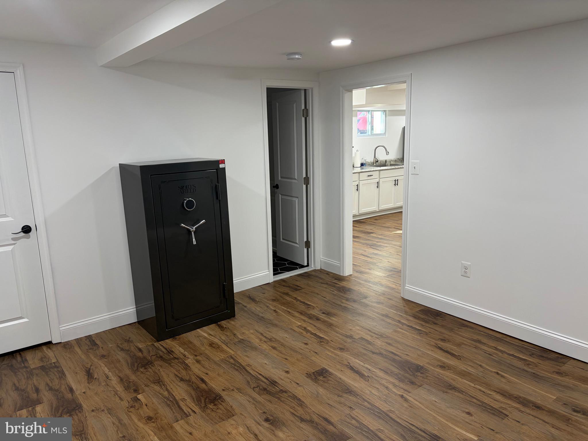 MULBERRY HILL - Residential Lease