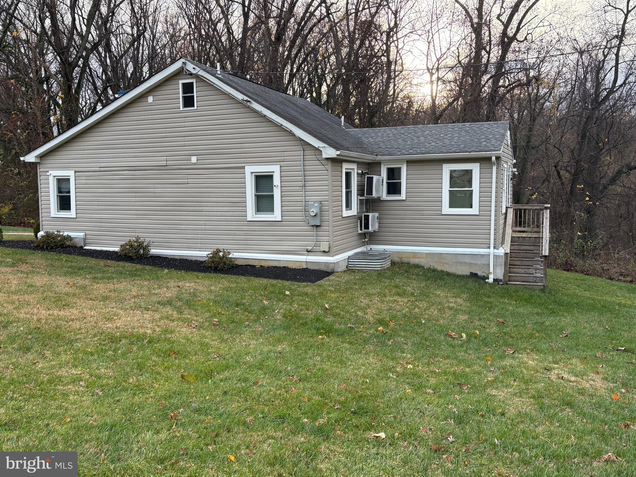 MULBERRY HILL - Residential Lease