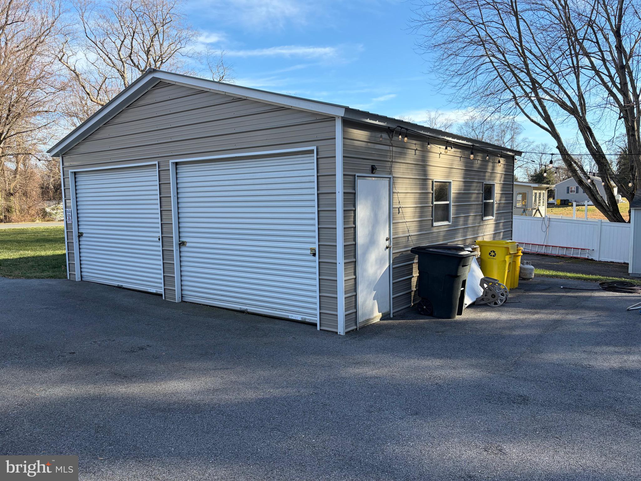 MULBERRY HILL - Residential Lease