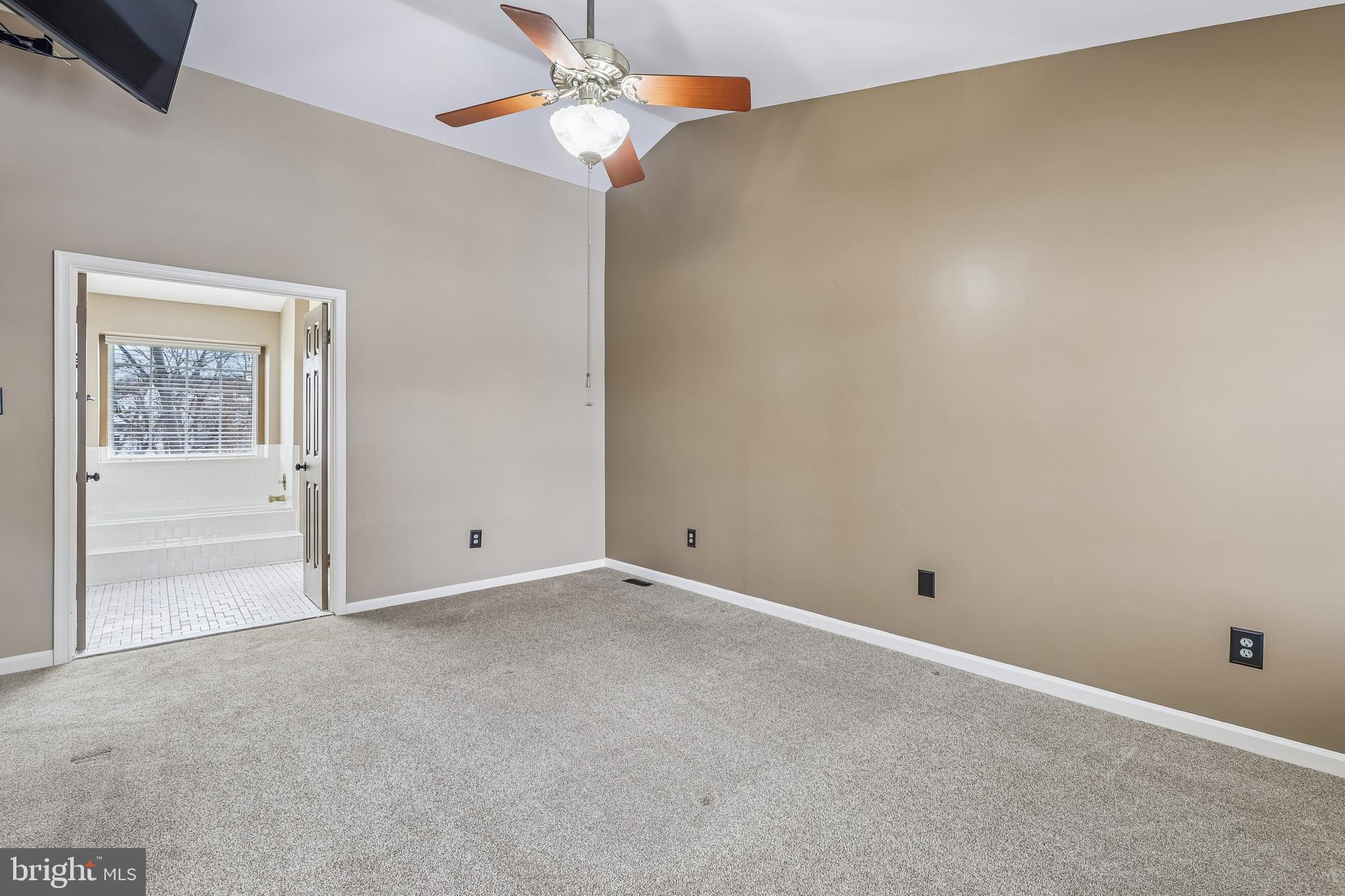 DRANESVILLE ESTATES - Residential