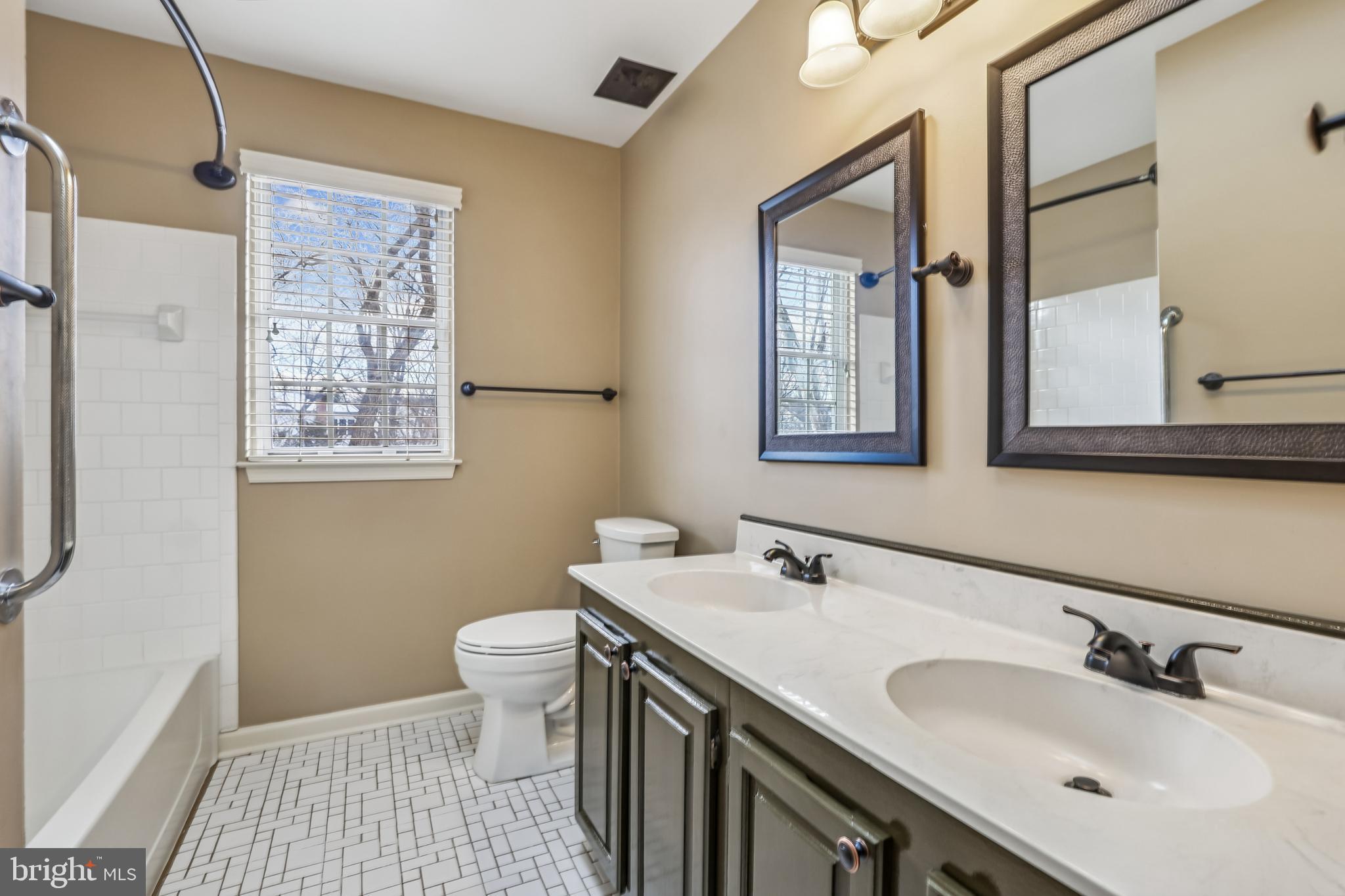 DRANESVILLE ESTATES - Residential