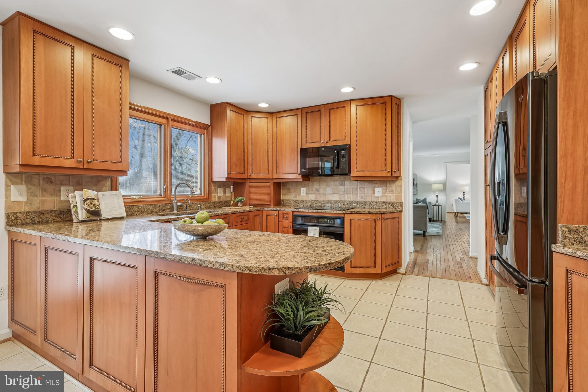 DRANESVILLE ESTATES - Residential