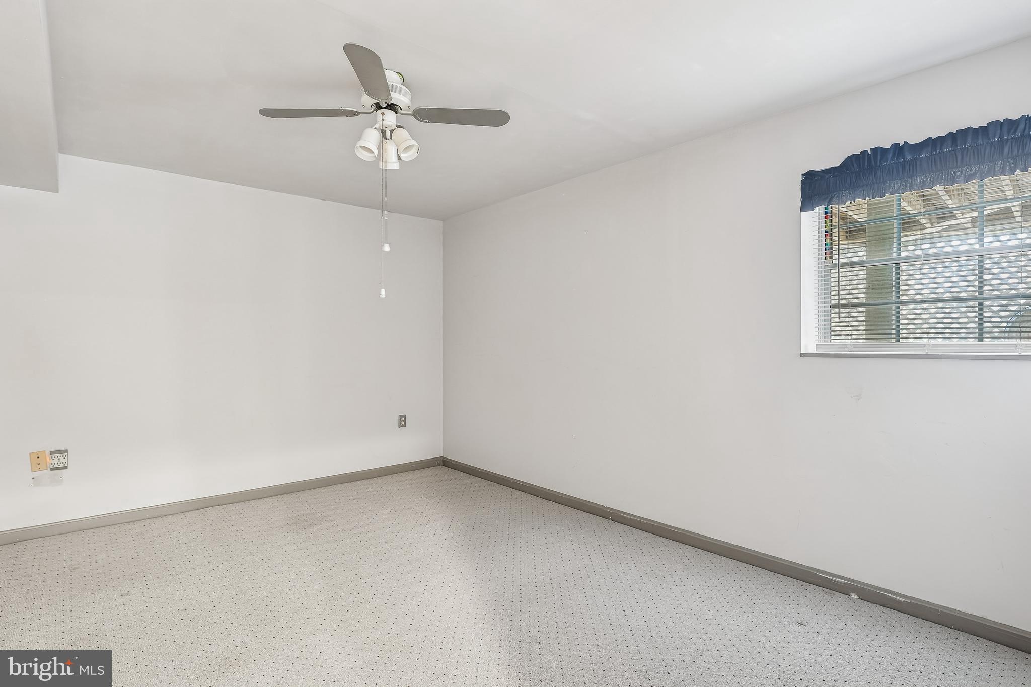 DRANESVILLE ESTATES - Residential