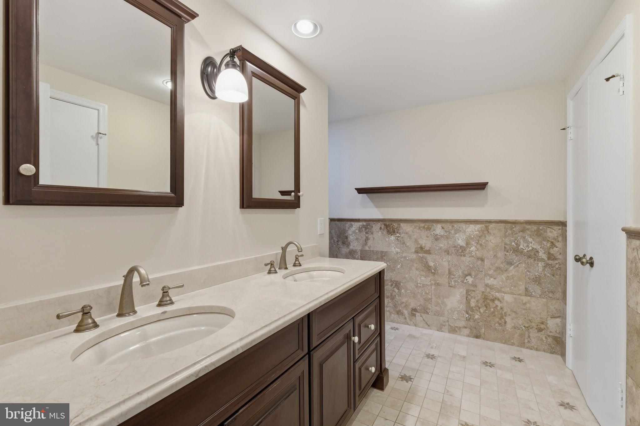 HORIZON HILL - Residential