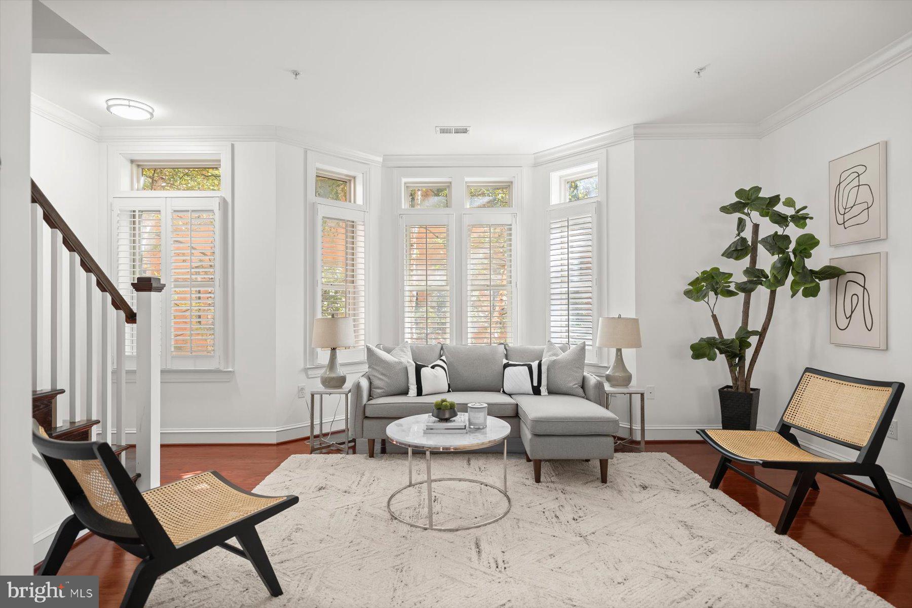 VISTA ON COURTHOUSE - Residential