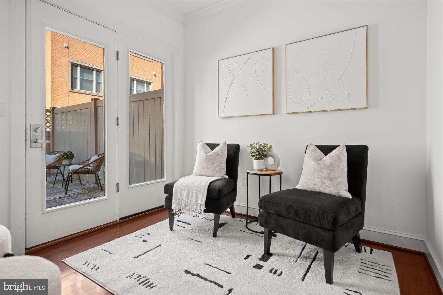 VISTA ON COURTHOUSE - Residential