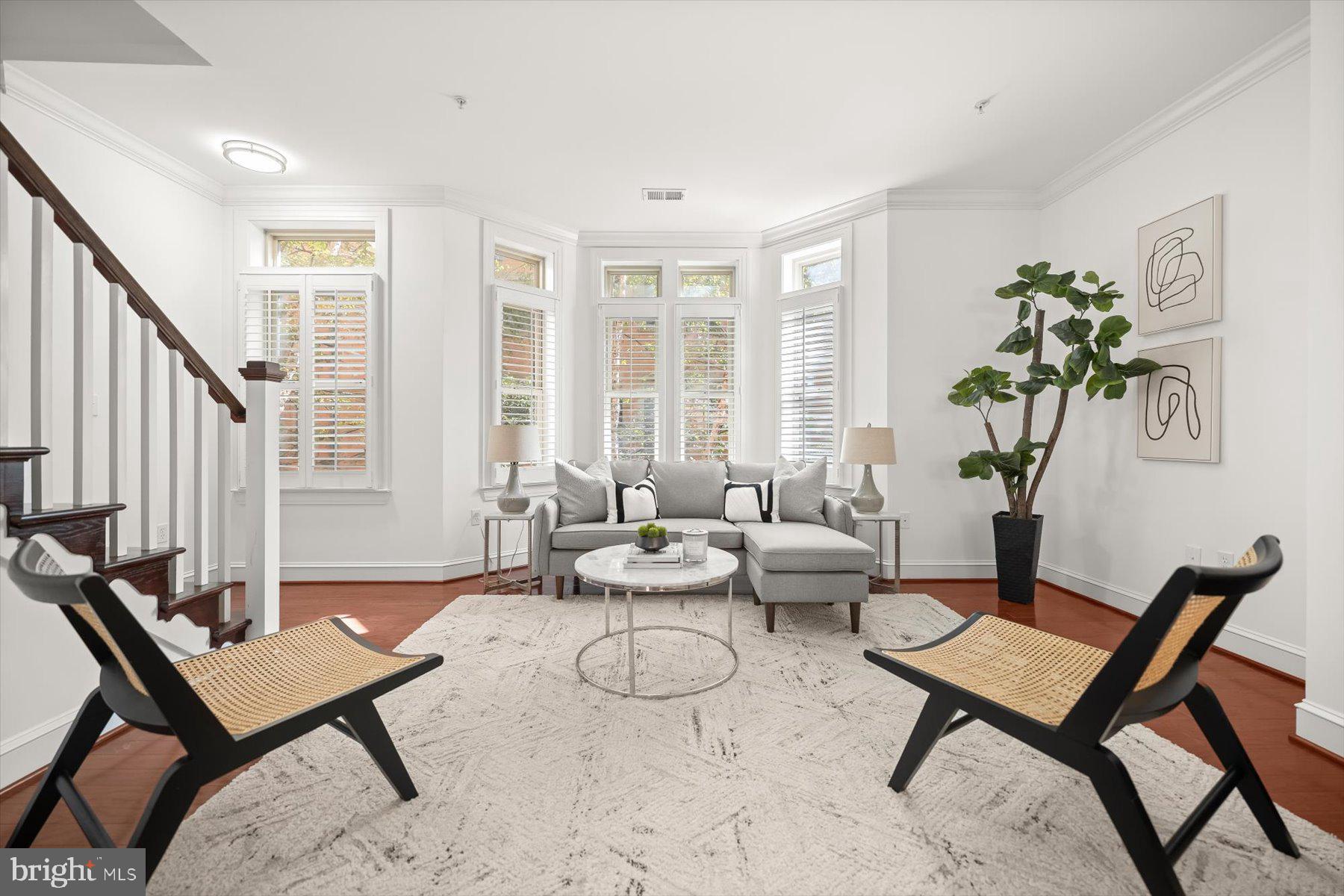 VISTA ON COURTHOUSE - Residential