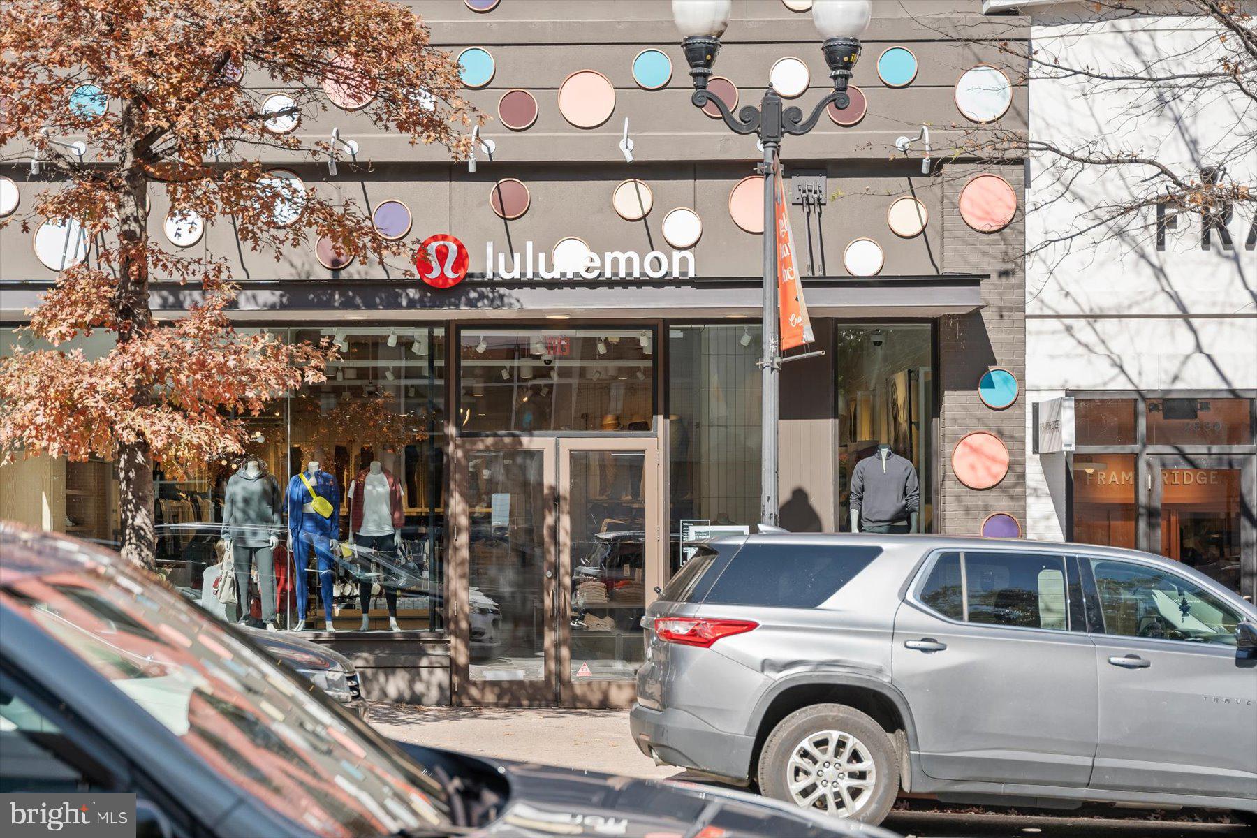 VISTA ON COURTHOUSE - Residential