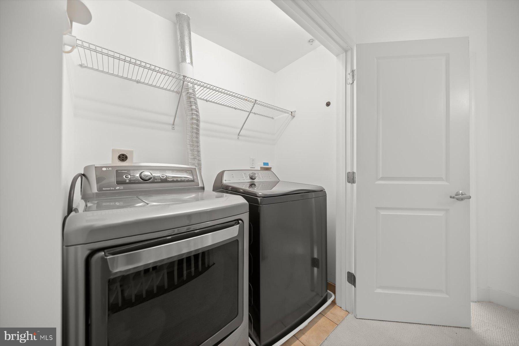 VISTA ON COURTHOUSE - Residential