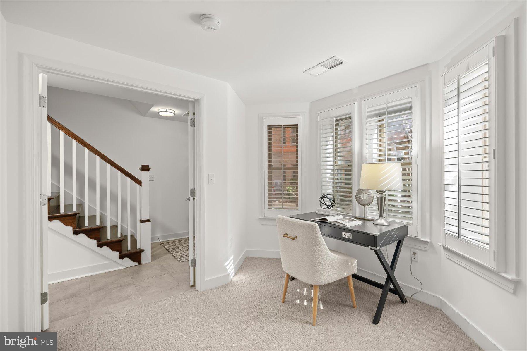 VISTA ON COURTHOUSE - Residential