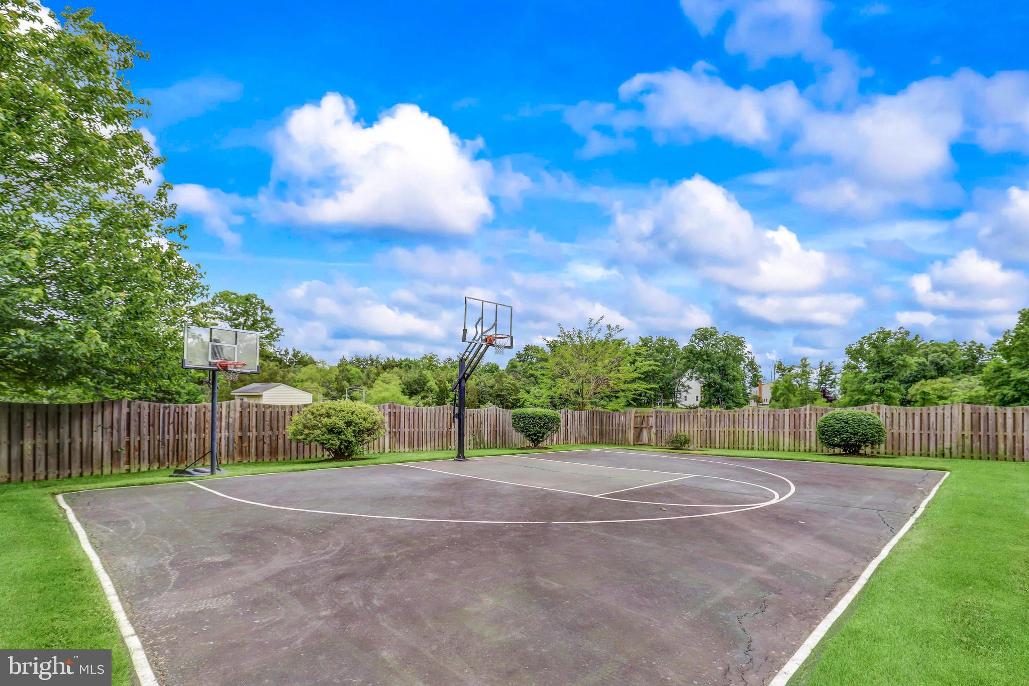 LAKES AT BELLE TERRA - Residential