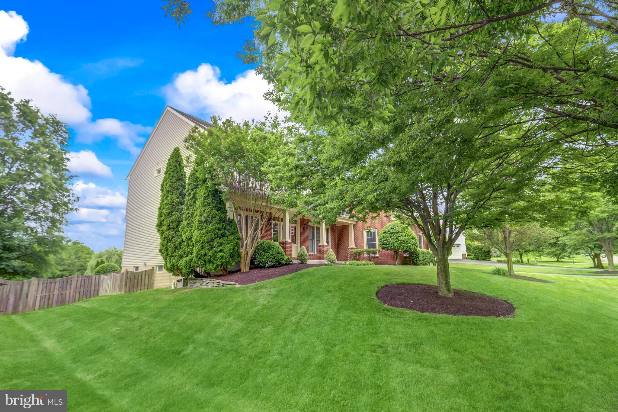 LAKES AT BELLE TERRA - Residential